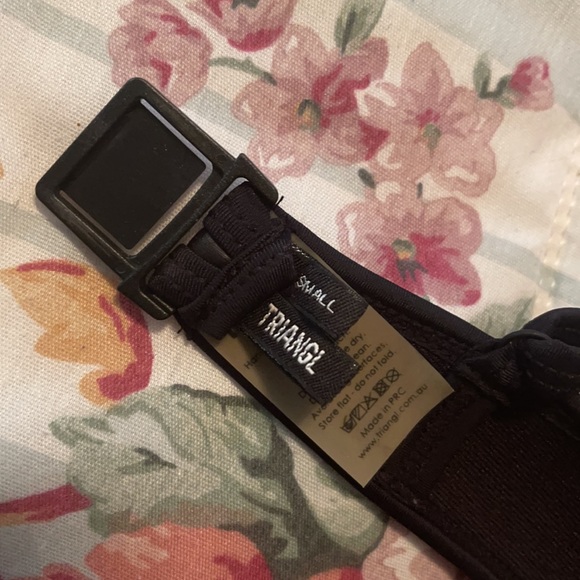 Triangl “Milly” Black Bikini - Picture 5 of 6